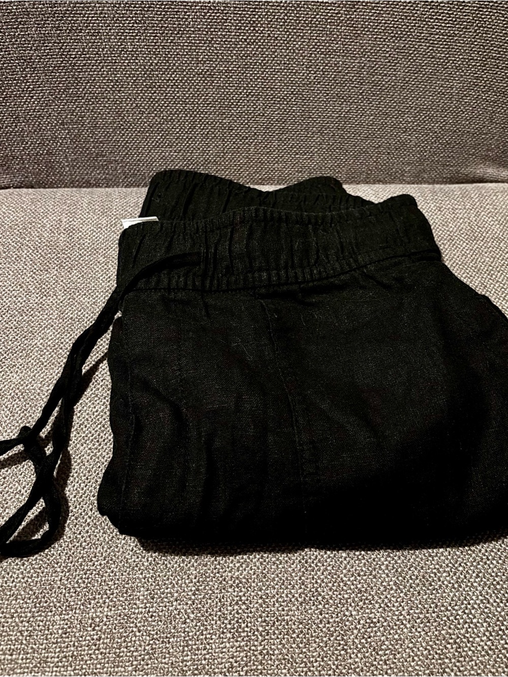 GAP Black Drawstring Linen Shorts - Picture 4 of 5